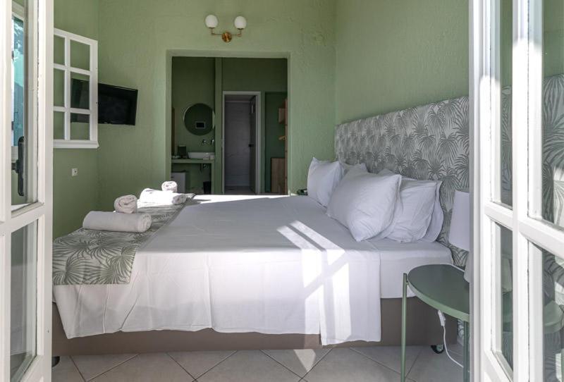 Triton Authentic Cretan Hotel Tsoútsouros Esterno foto